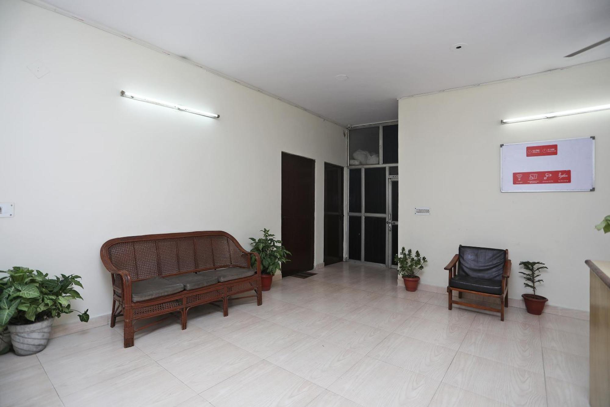 Hotel O Celebration Bnb Home Делі Екстер'єр фото