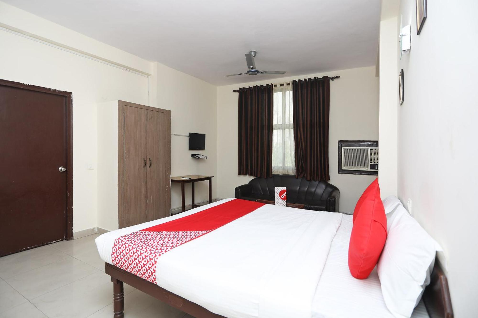 Hotel O Celebration Bnb Home Делі Екстер'єр фото