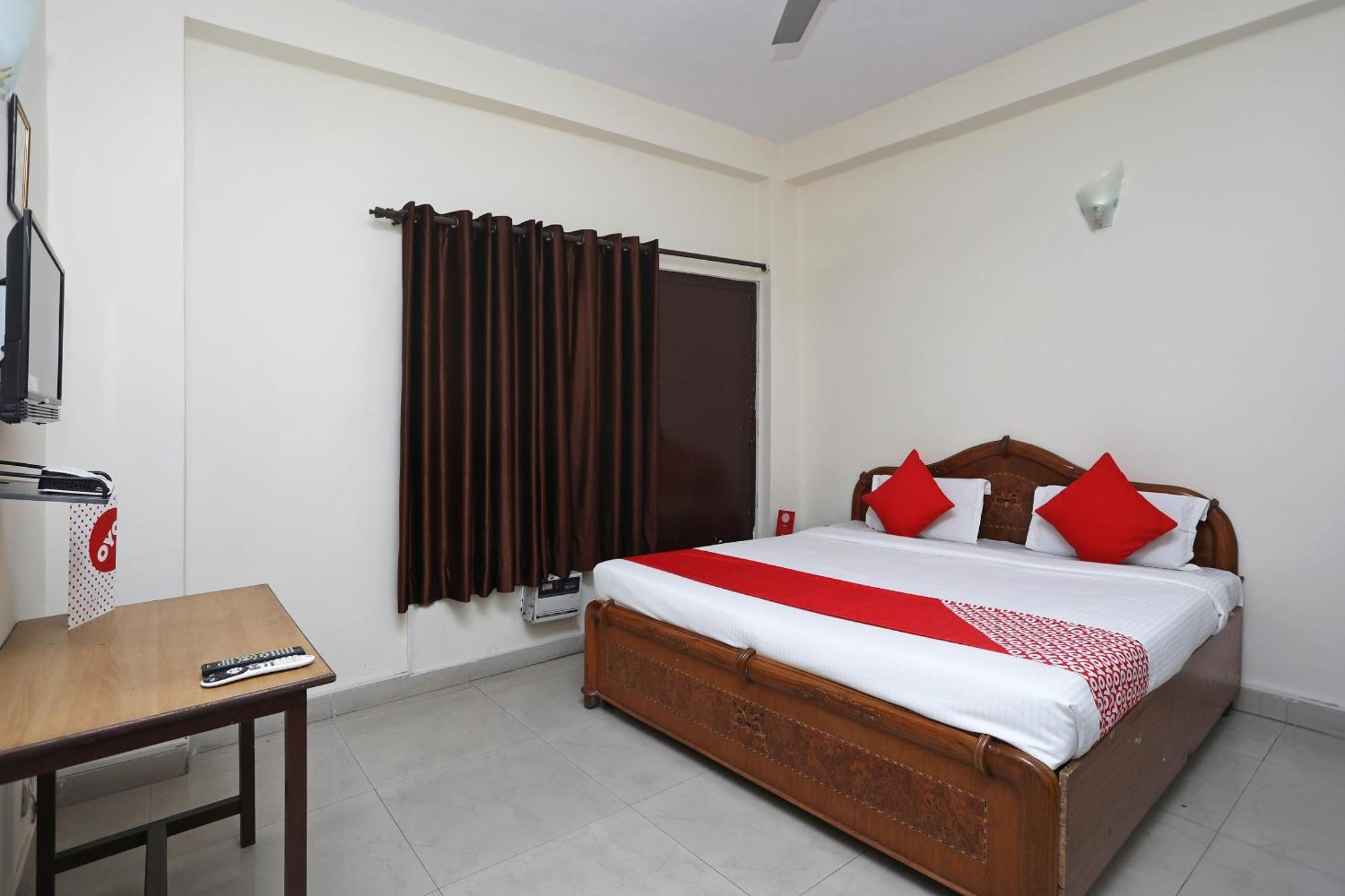 Hotel O Celebration Bnb Home Делі Екстер'єр фото